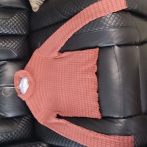 Brown turtle neck crop